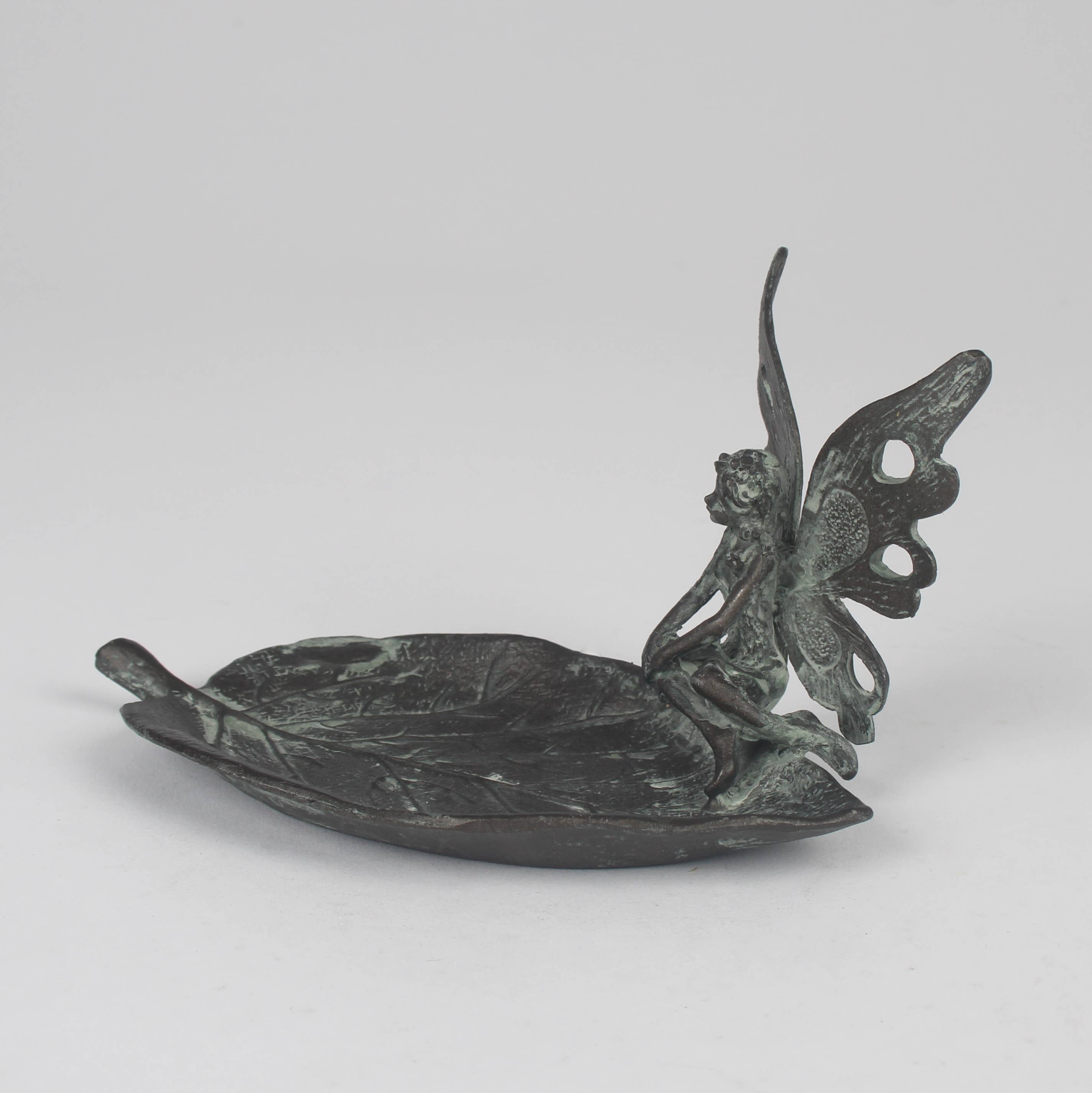 Originals International Ltd – Engroshandel Smykkeskål – Verdigris bladfe smykkeskål – metal dekorativ bakke1