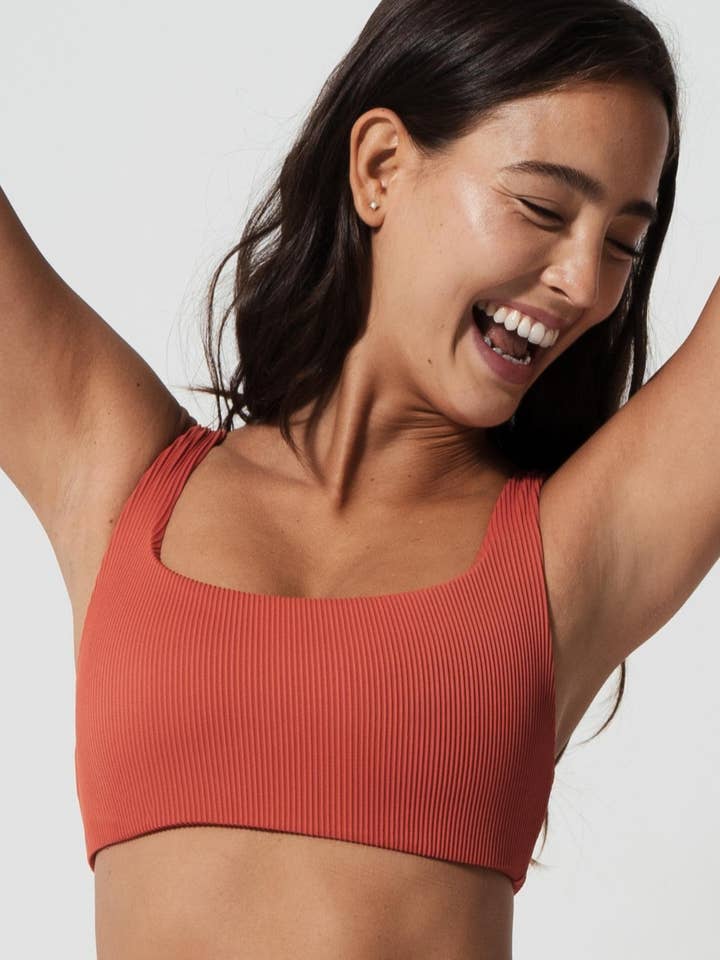 Top de bikini sin mangas acanalado Nikoi Coral para mujer para venta al por mayor de Sandbar