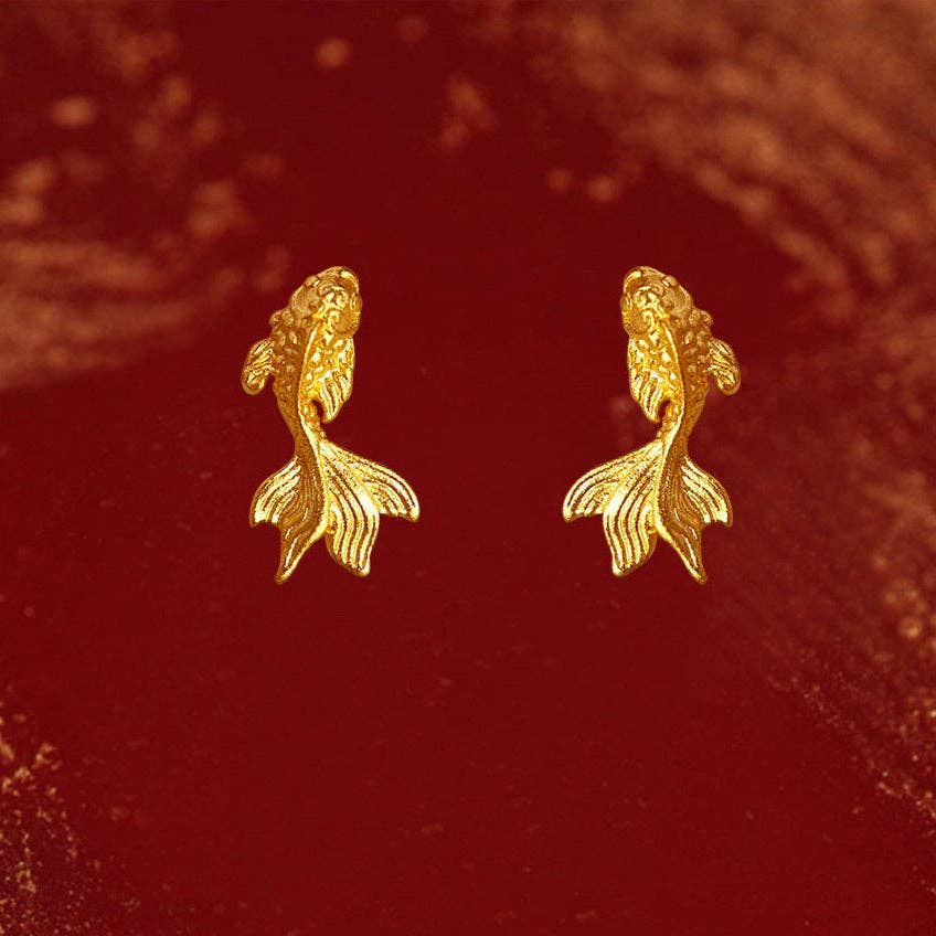 Revelari - Wholesale Stud/Post Earrings - Minimalist Goldfish Stud Earrings0