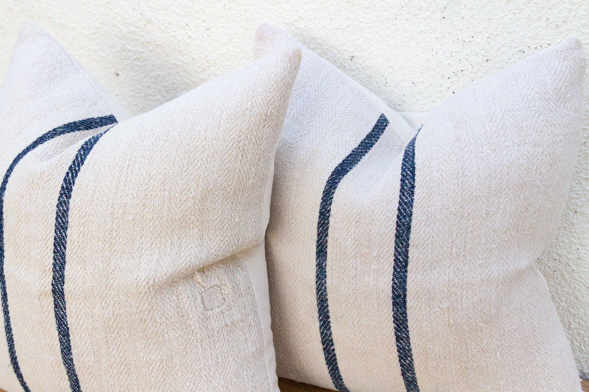 De-cor - Wholesale Throw/Decorative Pillow - Pair of Antique French Grain Sack Linen Pillows3