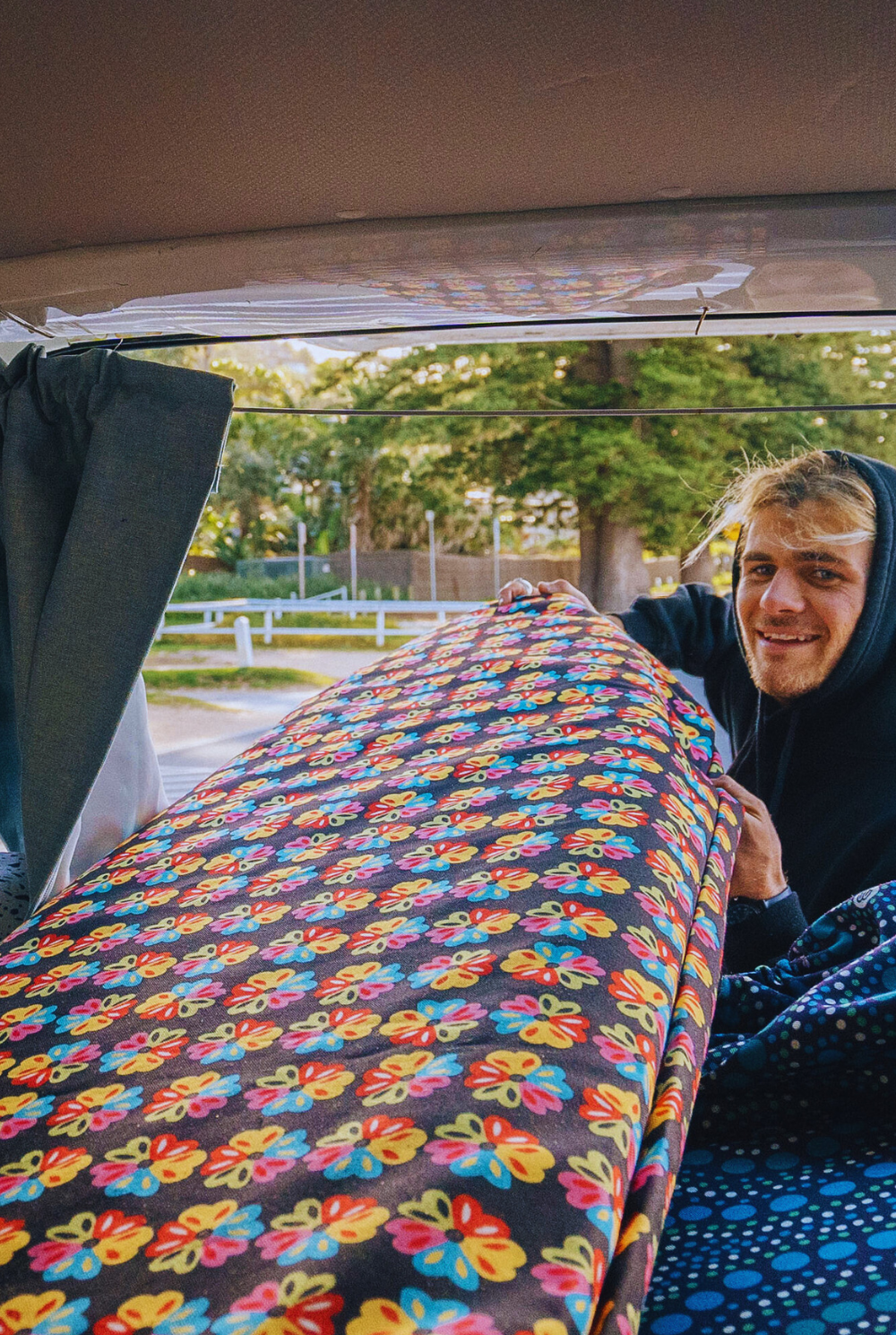 Boardsox - Vendita all'ingrosso Accessori sportivi - Fiore Alieno Fiore d'Amore - Copertura per Tavola da Surf Divertente/Pesce4