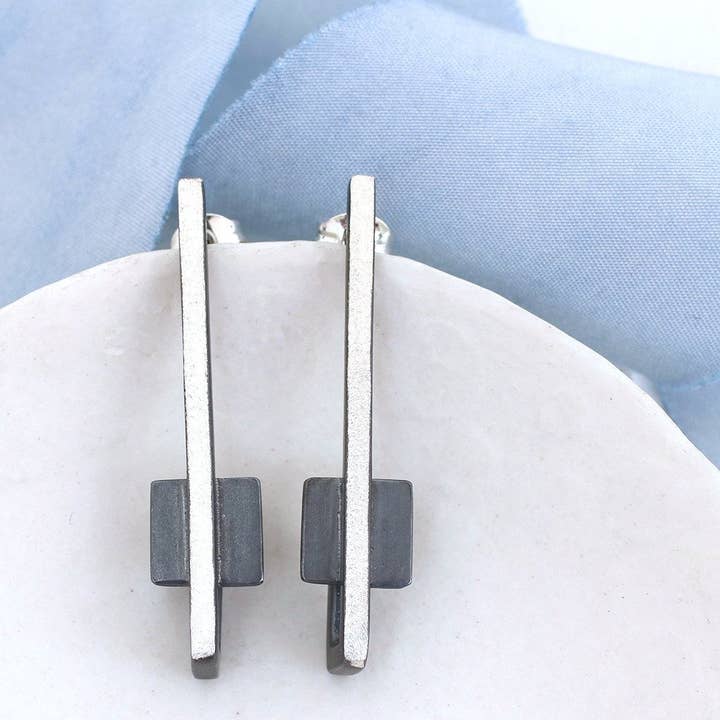 Geometric drop earrings - Square black studs for wholesale by Louy Magroos