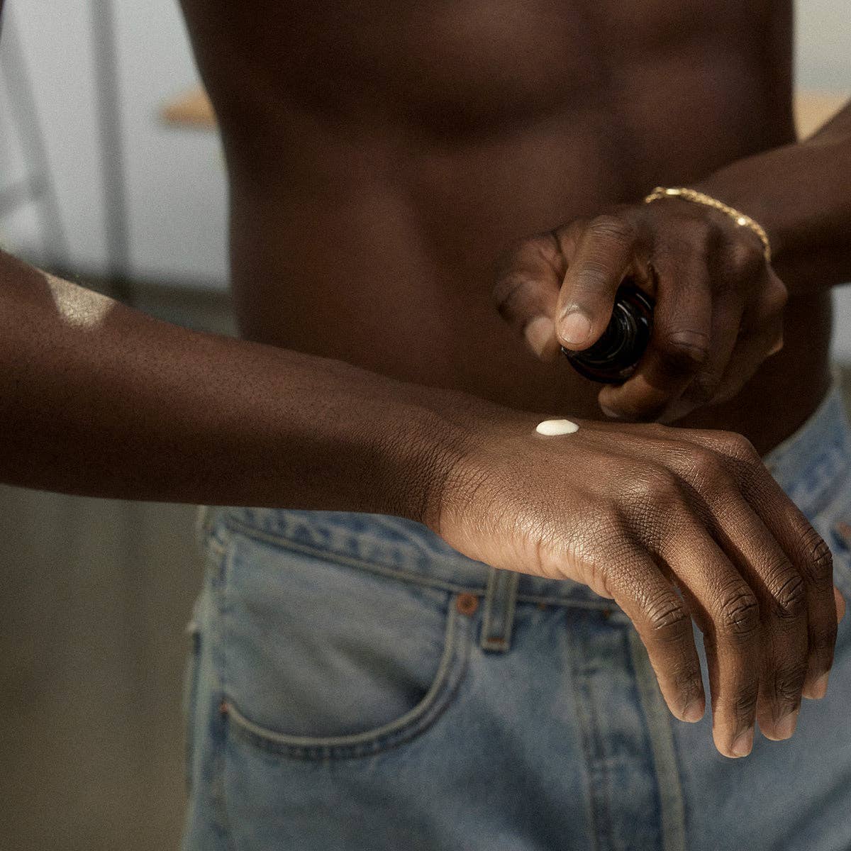 Ware Cosmetics - Wholesale Facial Moisturizer - SCREENCREAM: Optically Enhanced Moisturizer3