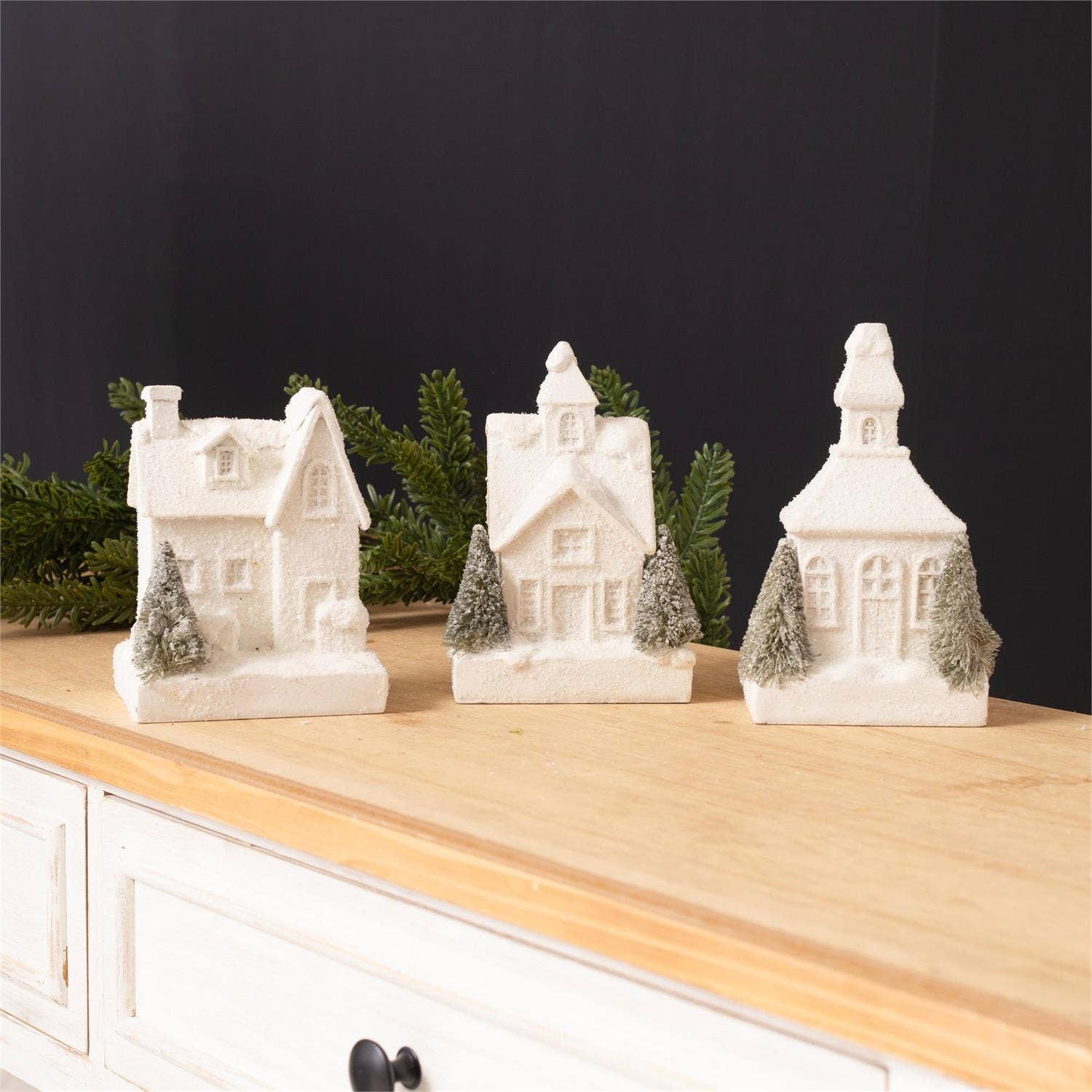 Audrey's Home & Gift - Vendita all'ingrosso Decorazione natalizia - Case Bianche di Natale Innevate (Confezione da 03 Ast)1