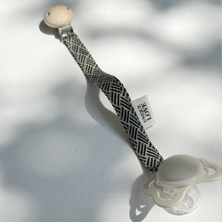 UNIQUE LOVE Design – wholesale Nappklämma - Baby – Napphållare - Mon Ami | svart