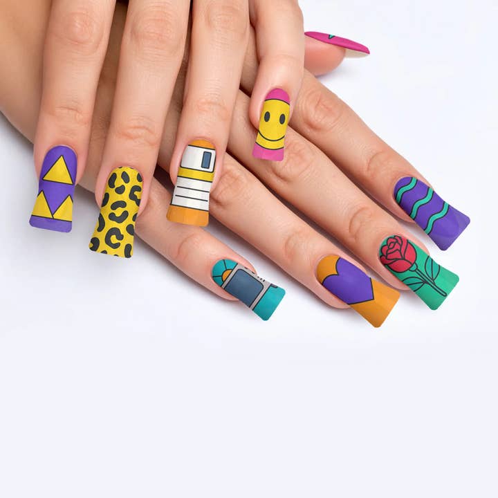 FYNE BODY - Wholesale Press-on/fake nails - Sugar Rush 90's Press-On Nails27