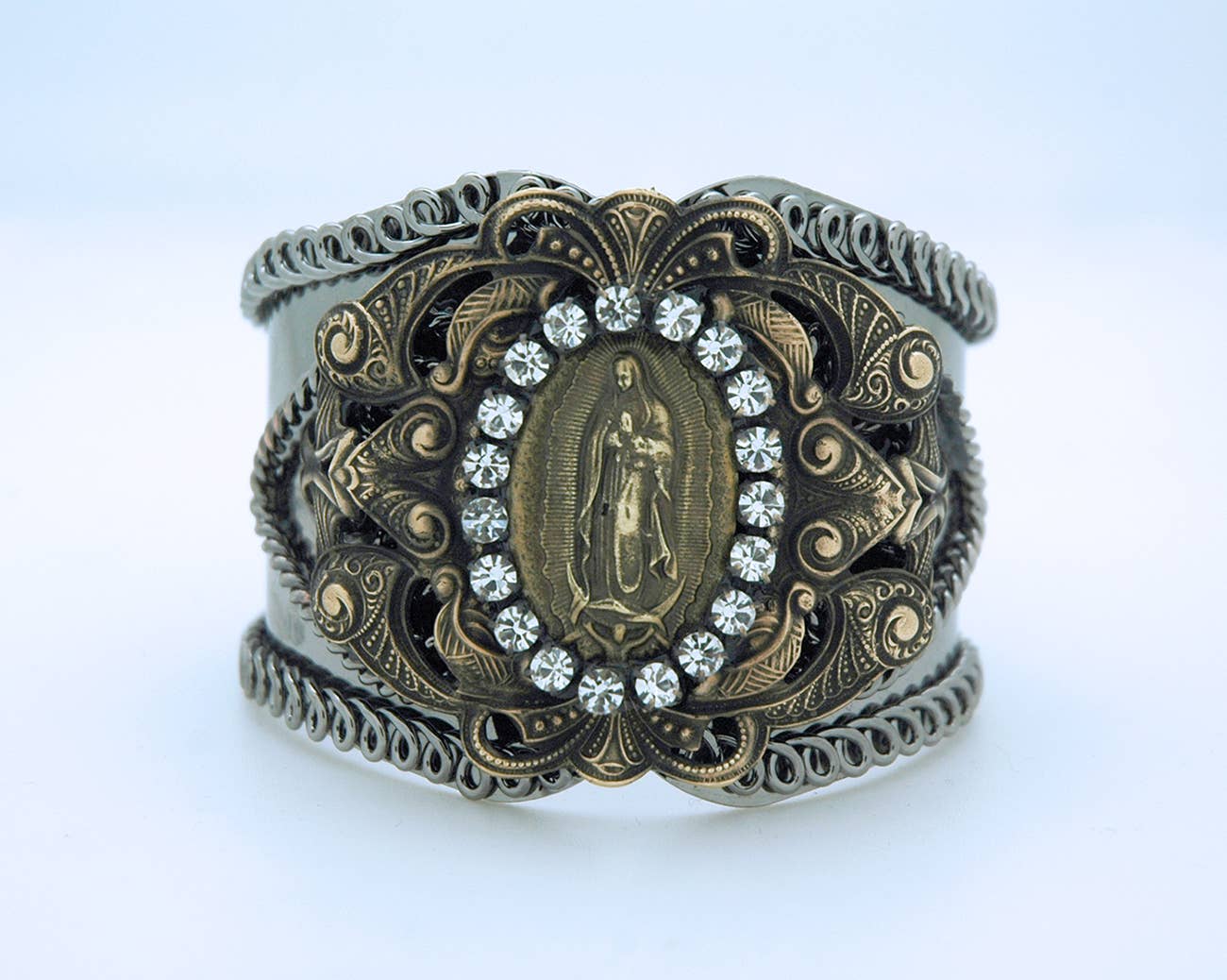 Contreras Designs - Wholesale Cuff Bracelet - VCB36GD - Vintage \Gunmetal Gold Cuff Bracelet0