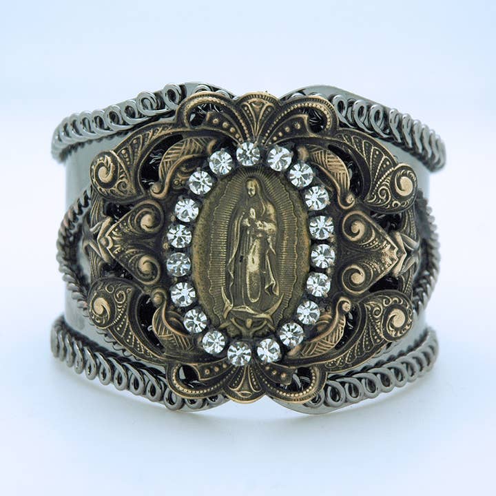 Contreras Designs - Wholesale Cuff Bracelet - VCB36GD - Vintage \Gunmetal Gold Cuff Bracelet0