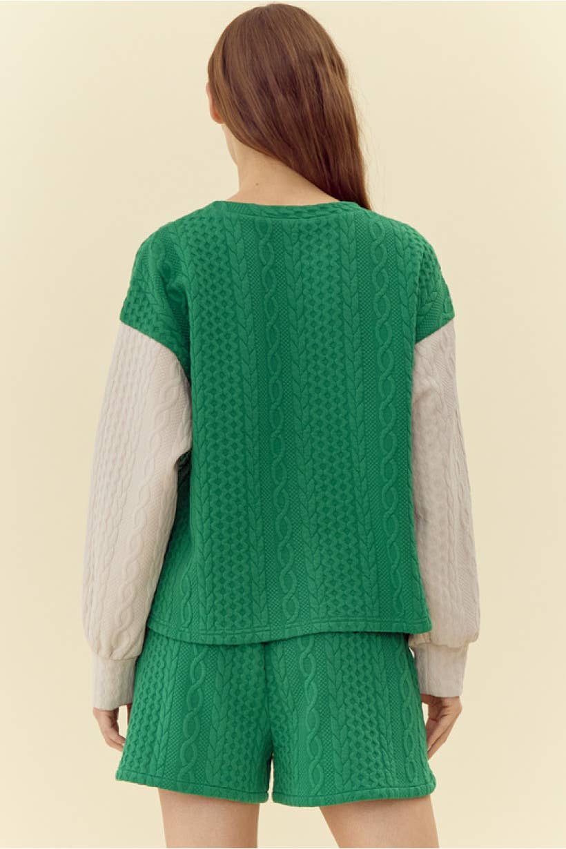 Bloomero – wholesale Mjukisset – Dam – Kabelstickad klädtröja loungesett i 2 delar. Top har U-nec5