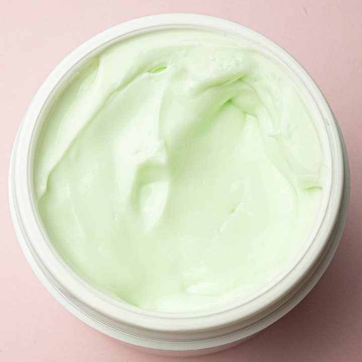 Ligne D Cosmétique - Wholesale Body Cream/Lotion - Agathe D - Anti heavy legs: cryoreductive gel with camphor1