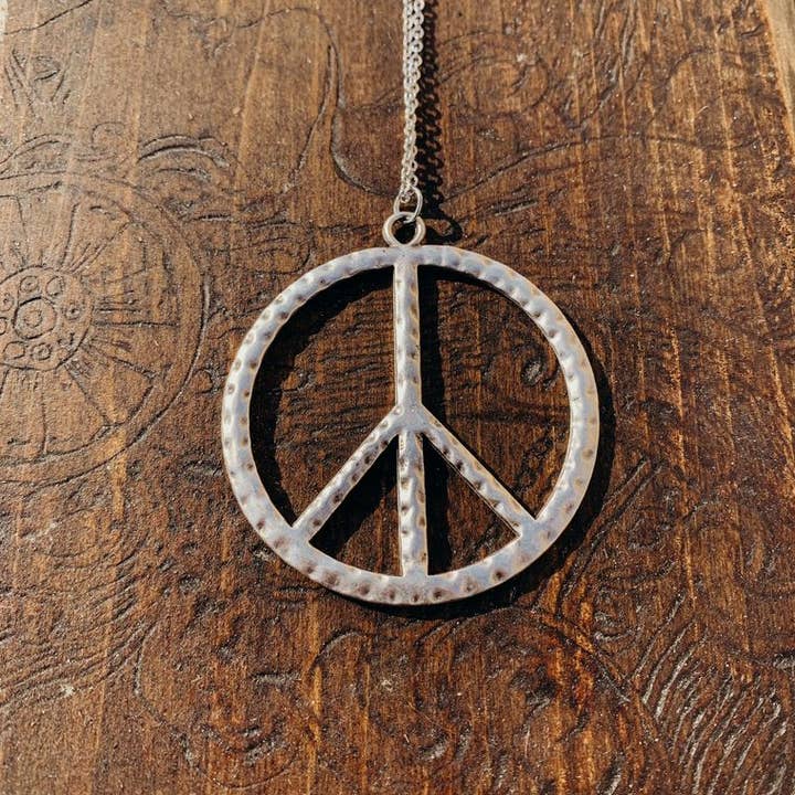 Red Shed Designs - Wholesale Pendant/Charm Necklace - Antique Silver Peace Sign Boho Long Necklace1