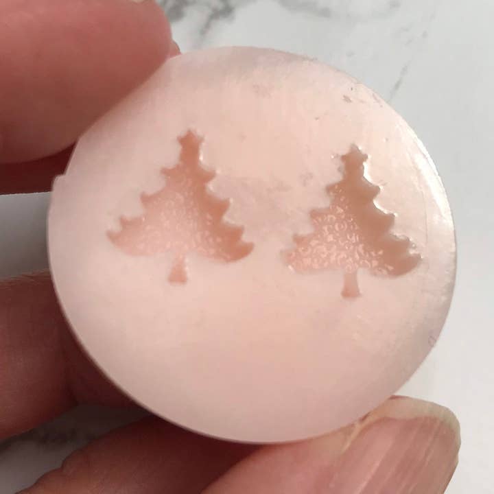 Moule en silicone pour boucles d'oreilles en forme de sapin de Noël pour la vente par EllaRaeMouldsVinyls