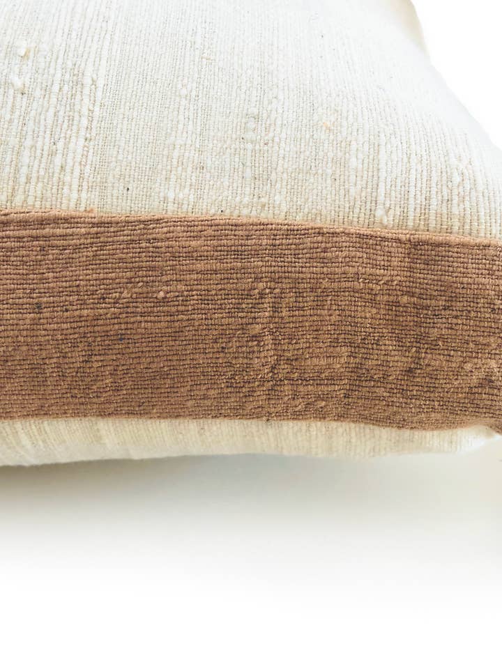 White & Himalayan Contour Line Pillow 18x18in for wholesale by Happy French Gang