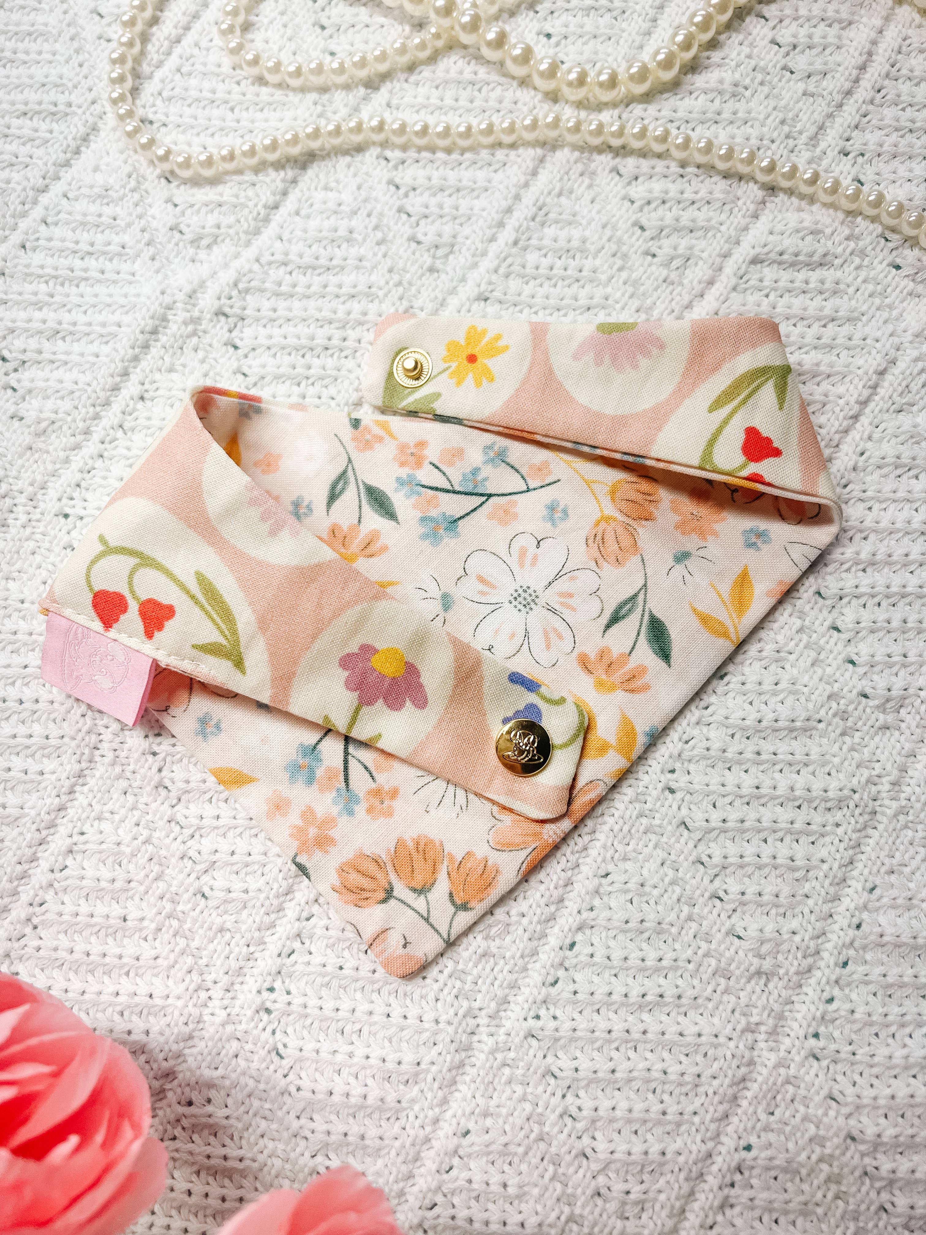 StellaLoo - Wholesale Pet Bandana - Dog - Paisley Flower Reversible Dog Bandana, Metal Snap On Collar3