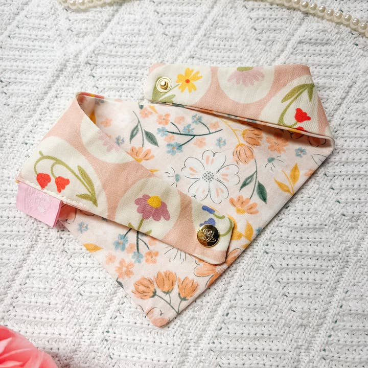 StellaLoo - Wholesale Pet Bandana - Dog - Paisley Flower Reversible Dog Bandana, Metal Snap On Collar3