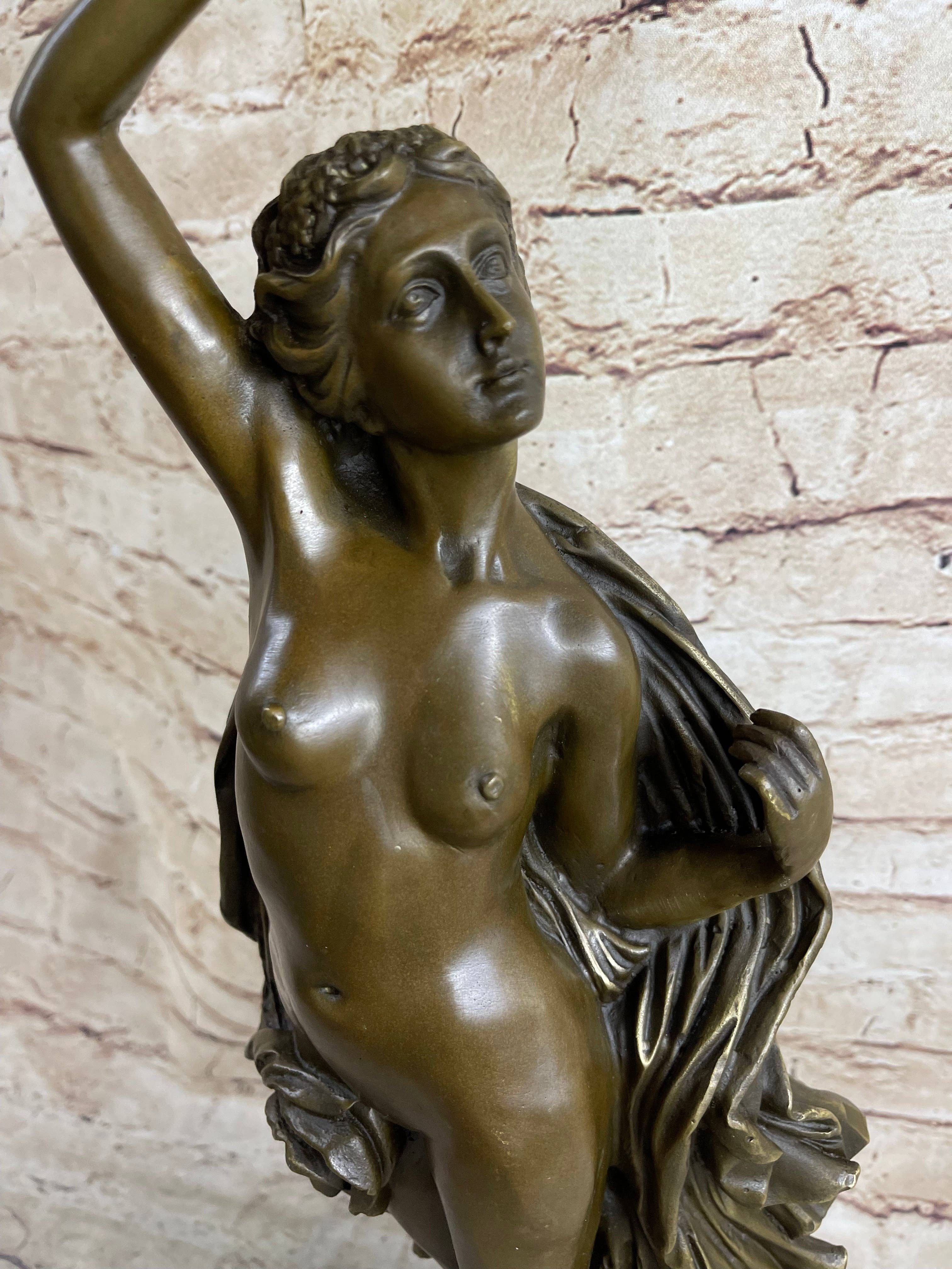 Bronzhaus - Wholesale Sculpture - Nude Roman Greek Goddess Female Figure Bronze Statue Sculpture 20" x 7"6