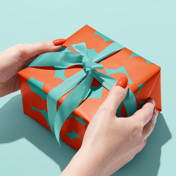 Emballage cadeau orange en forme de cœur épais | Papier cadeau pour la vente par Feel Good Supplies