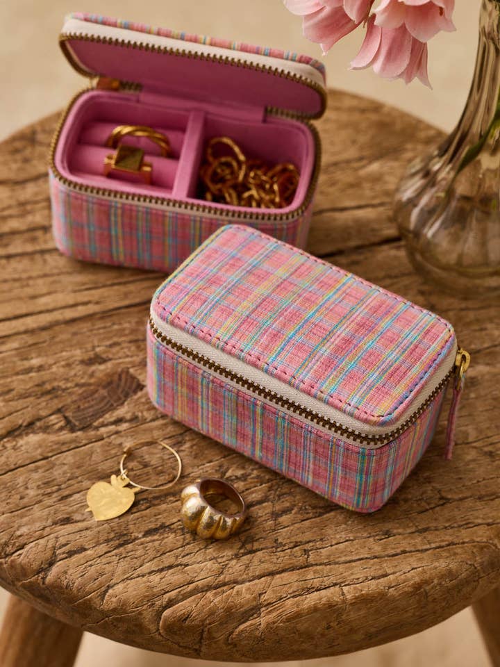 Soumaya Smykkeskrin for engroshandel hos Louise Misha