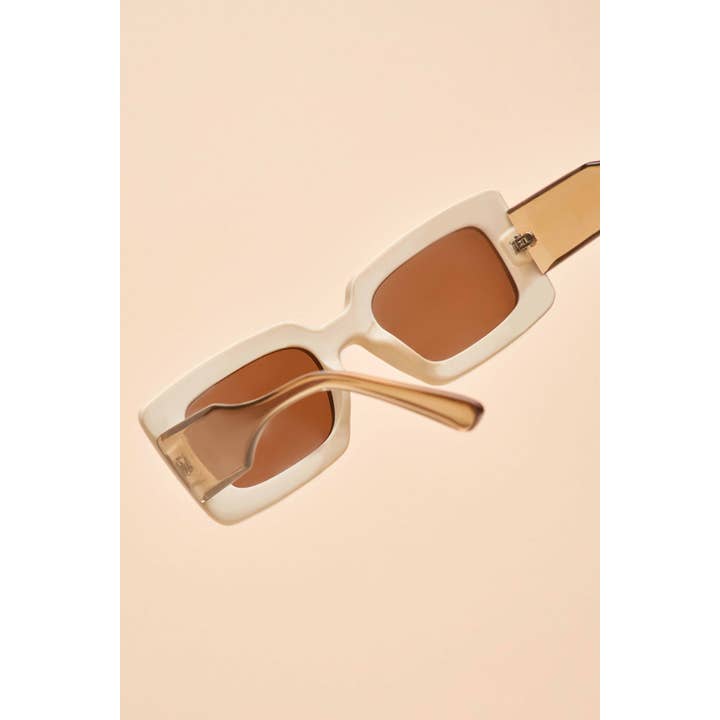 Powder Design inc - US - Wholesale Sunglasses - Women's - Limited Edition Andi Sunglasses - Terracotta5