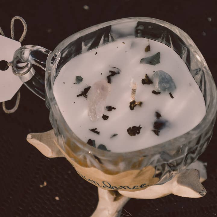 Abundance spell candle for wholesale by Witchy Wix