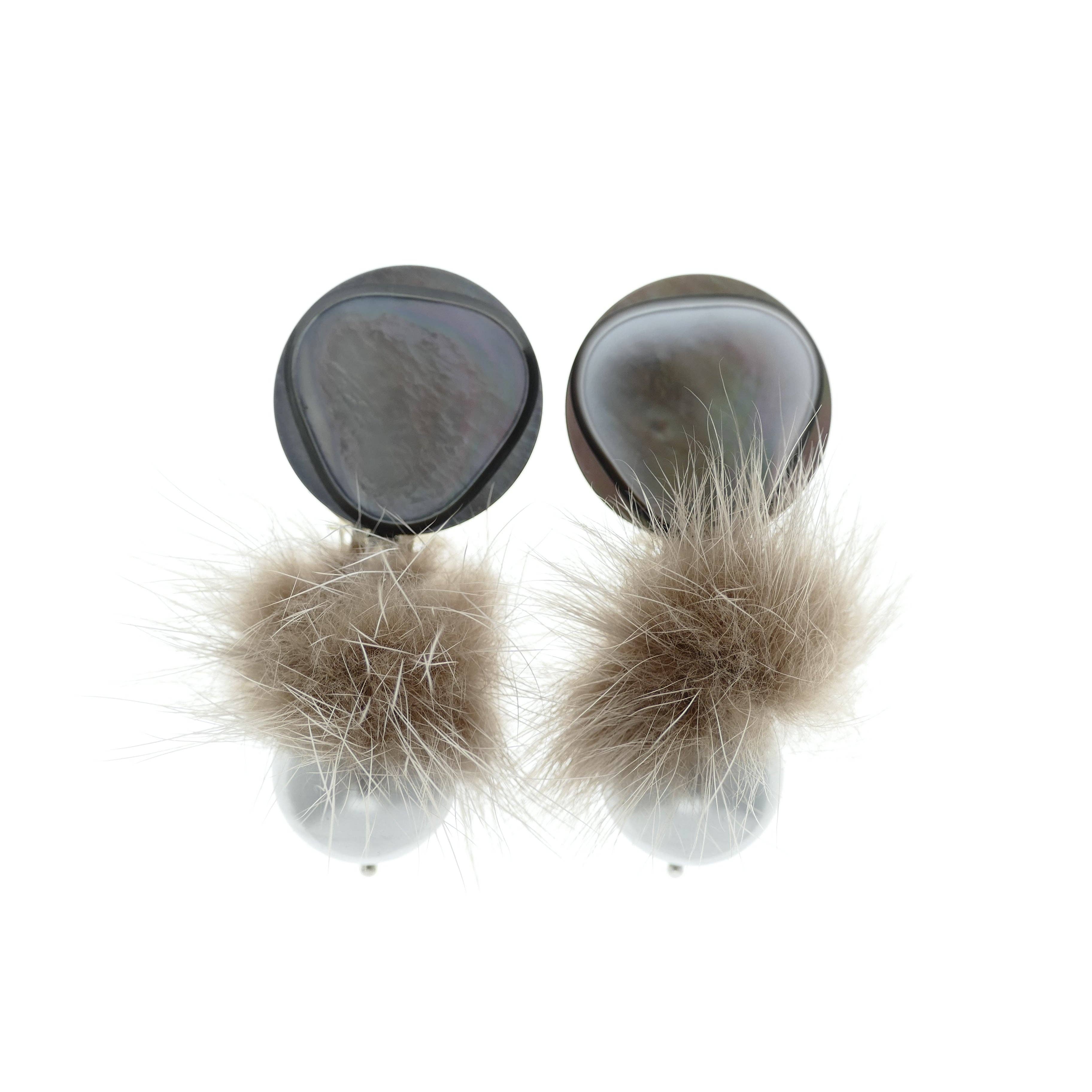 Cátia Levy Designer - Wholesale Clip-On Earrings - Allegretto Earrings Pearl Clip-on Earrings