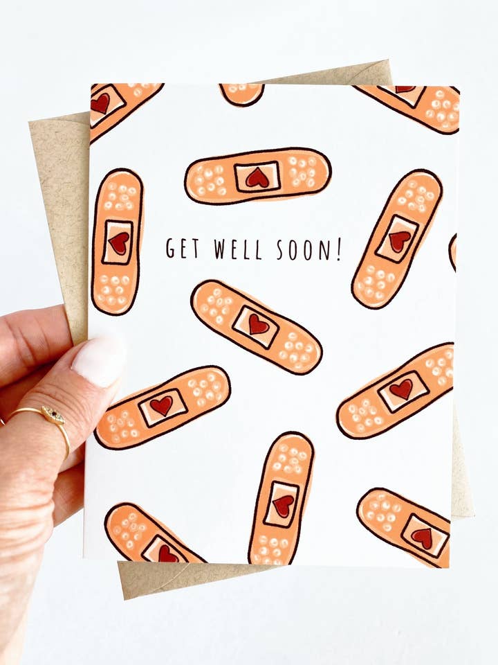 Carte de vœux « Get Well Soon » en forme de cœur pour la vente par Five Dot Post