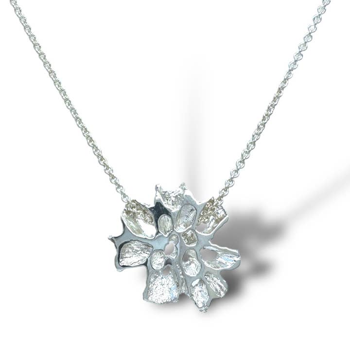 Anhänger Bright Sweetgum Slice, 2,5 cm für den Großhandel von Merzatta