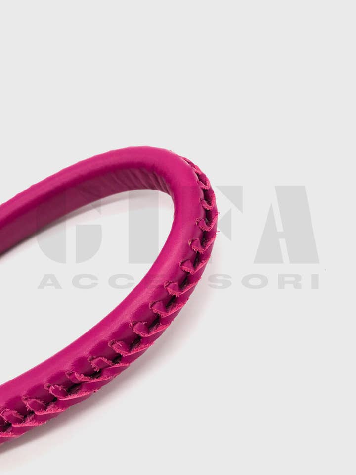Fuchsia smooth leather braided handle for wholesale by Gifa Accessori