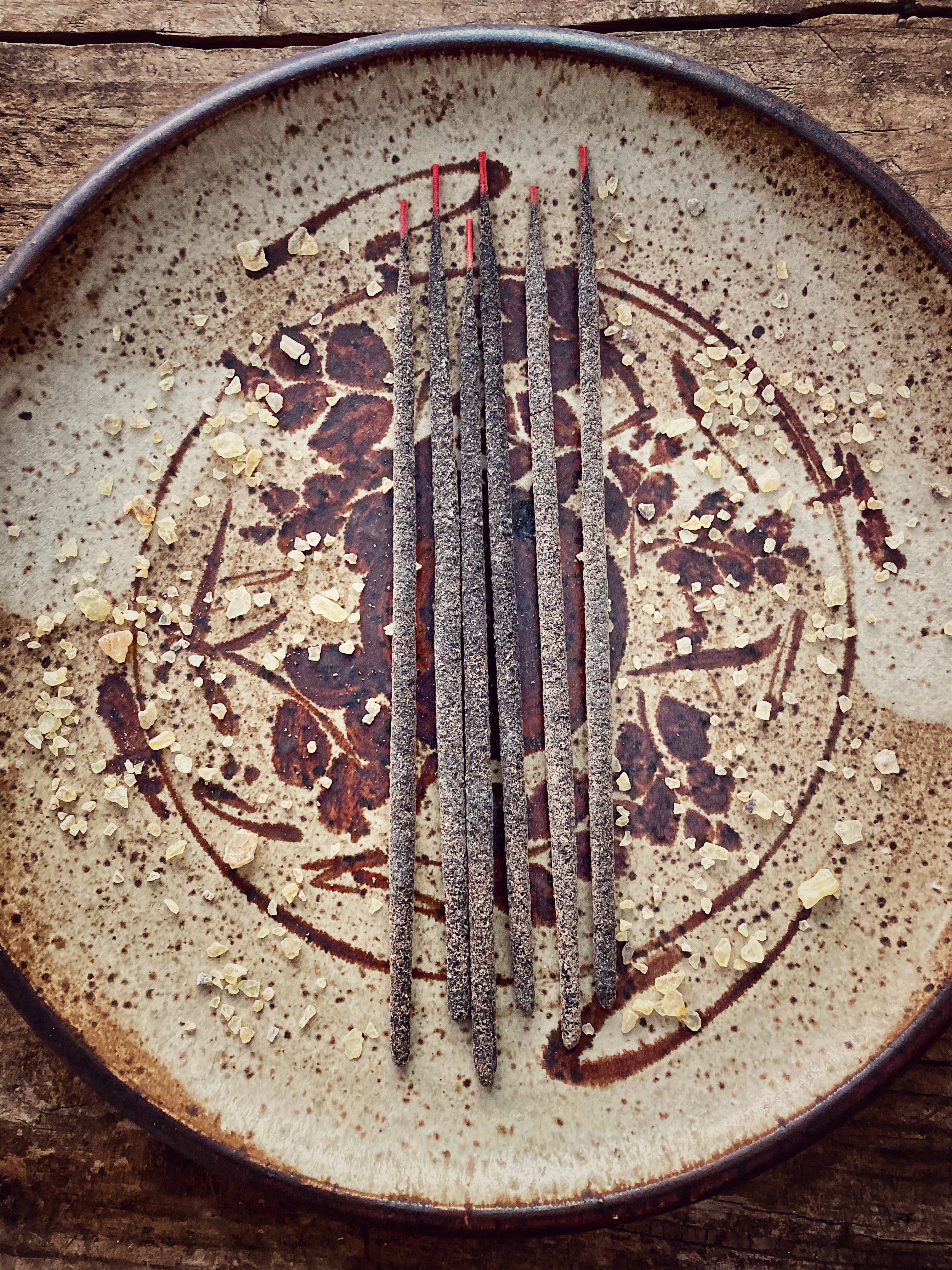 ReturnToTheRoots - Wholesale Incense - BLACK COPAL Hand-Rolled Artisan Resin Incense 6 Pack5