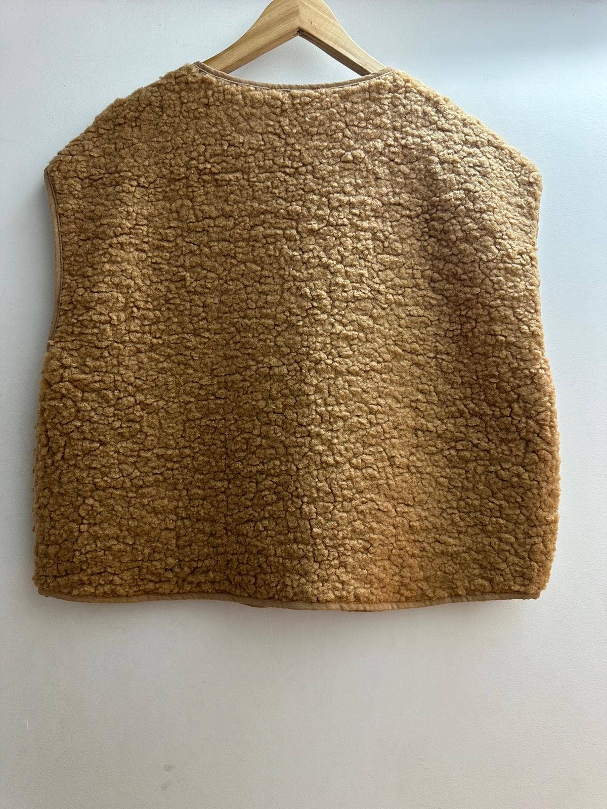 LORIANE - Wholesale Outerwear Vest - Women's - 24510 vest vest with one size fits all 
3