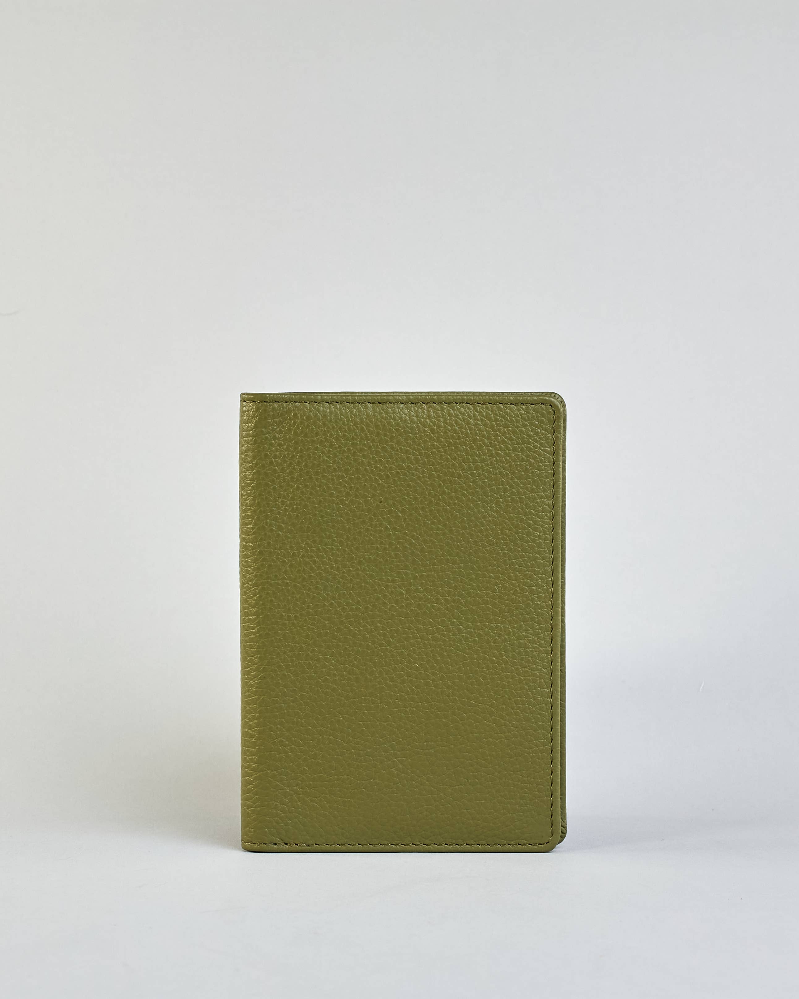 Herzilein-Wien GmbH - Wholesale Passport Case - Women's - Passhülle Leder 40