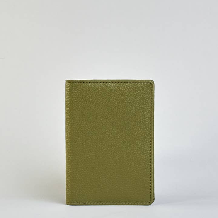 Herzilein-Wien GmbH - Wholesale Passport Case - Women's - Passhülle Leder 40