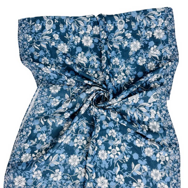 JC Sunny Fashion - Wholesale Scarf - Women's - Navy-White Wildflower Blooms Scarf 1