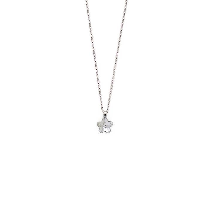 Short Fantasy clover crystal necklace in rhodium-plated silver for wholesale by Victoria Cruz