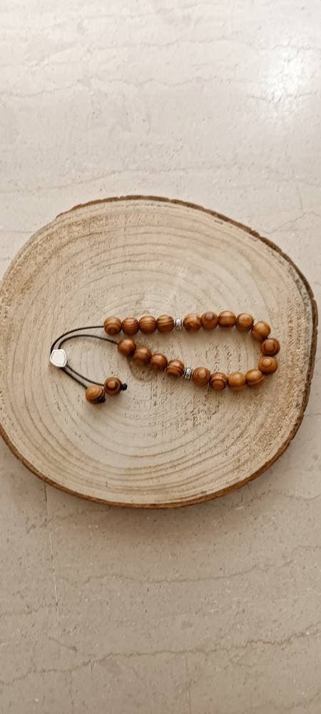 Kalliopi P. Giannoula - Poppygshop – wholesale Beaded bracelet – 21-23 Olive Tree Worry Beads4
