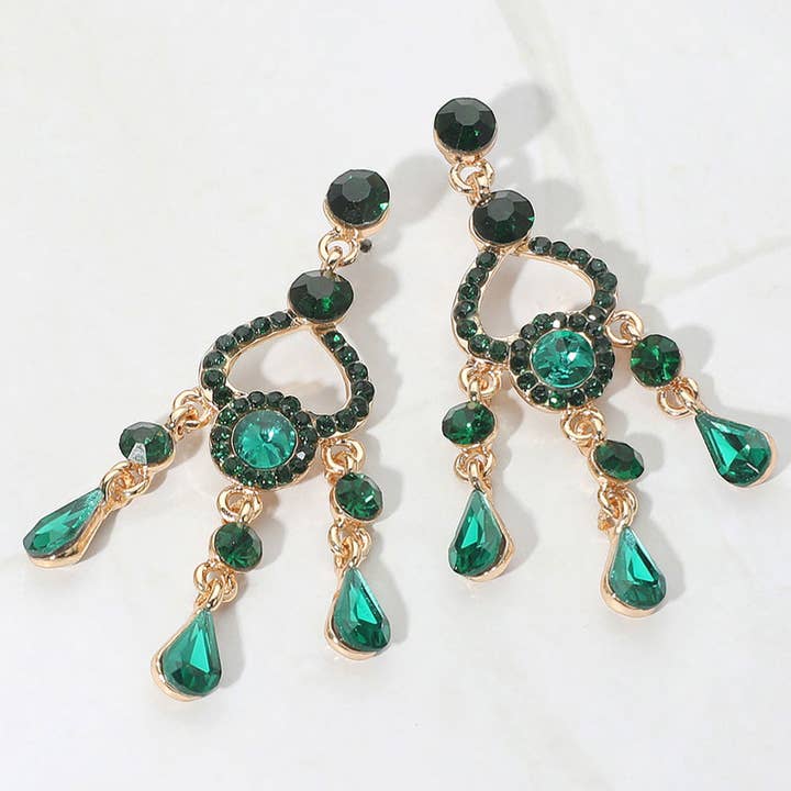 Boucles d'oreilles pendantes en grappe de pierres en forme de goutte pour soirée pour la vente par Sensibling Corp.