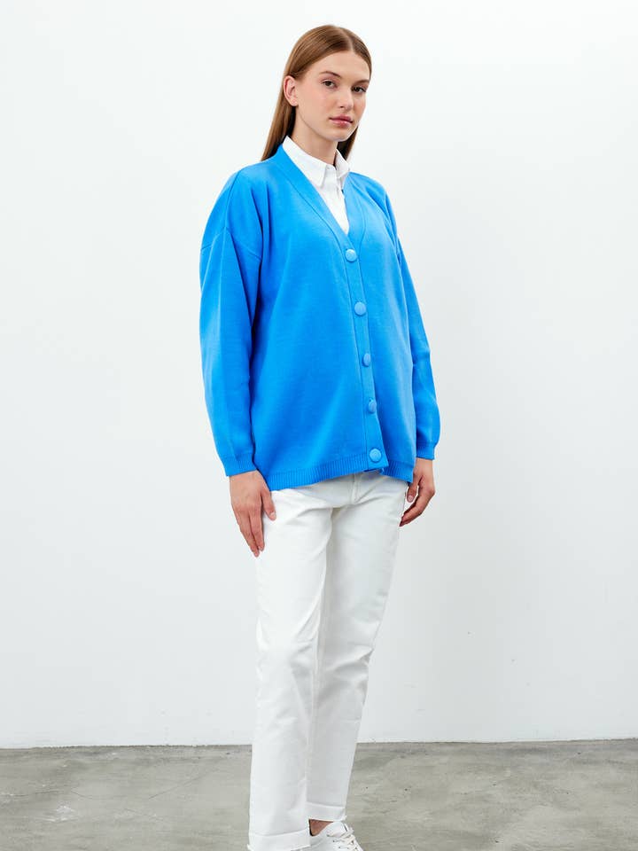 VAV NEW YORK – wholesale Cardigan – Women’s – Women's Solid Color Mid-Length Knit Cardigan Oversized Solid2