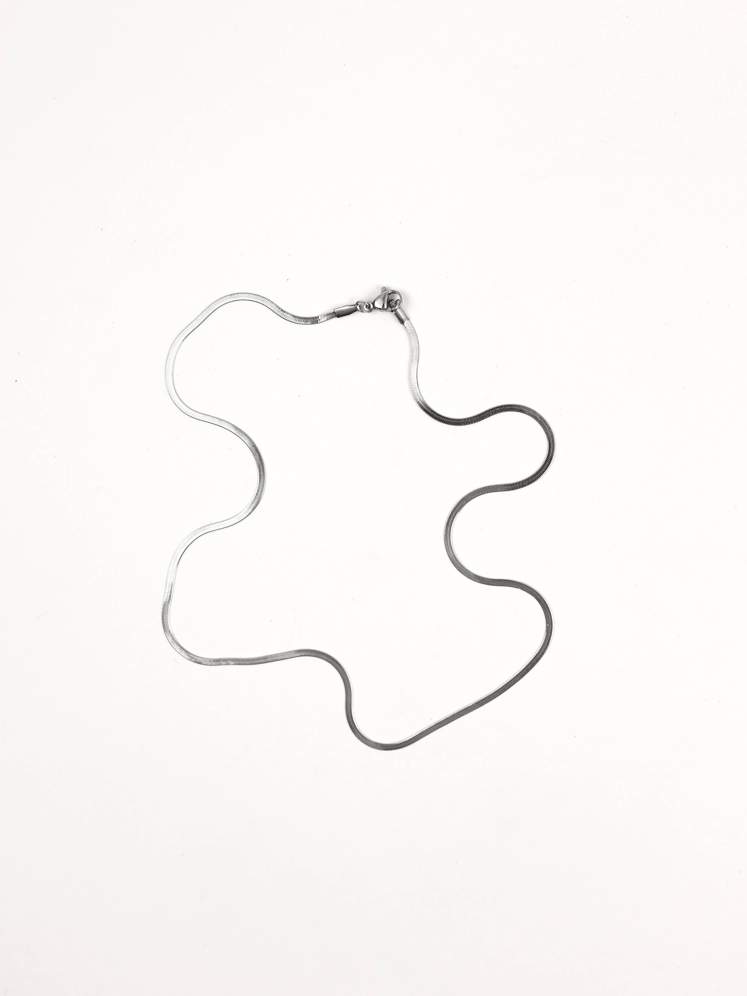 Emilie Pesch - Wholesale Link & Chain Necklace - Snake Necklace1