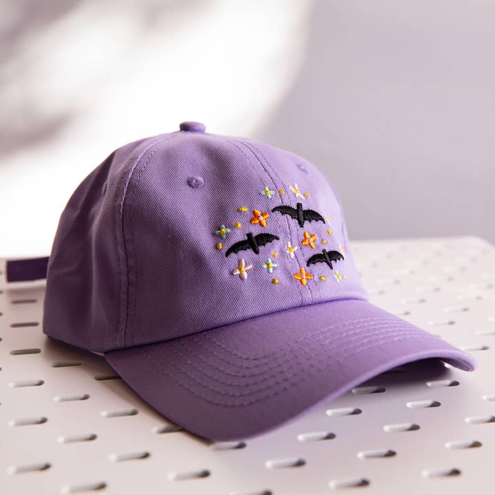 Chapeau de papa - Spooky Cute Floral Bats pour la vente par Tiny Deer Studio
