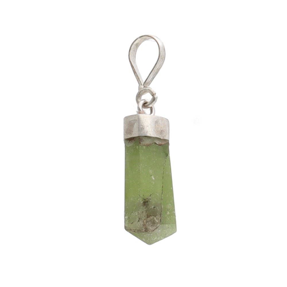 Vives de la Cortada S.L - Wholesale Individual Charm/Pendant - Polished Peridot Pendant in 925 Sterling Silver1