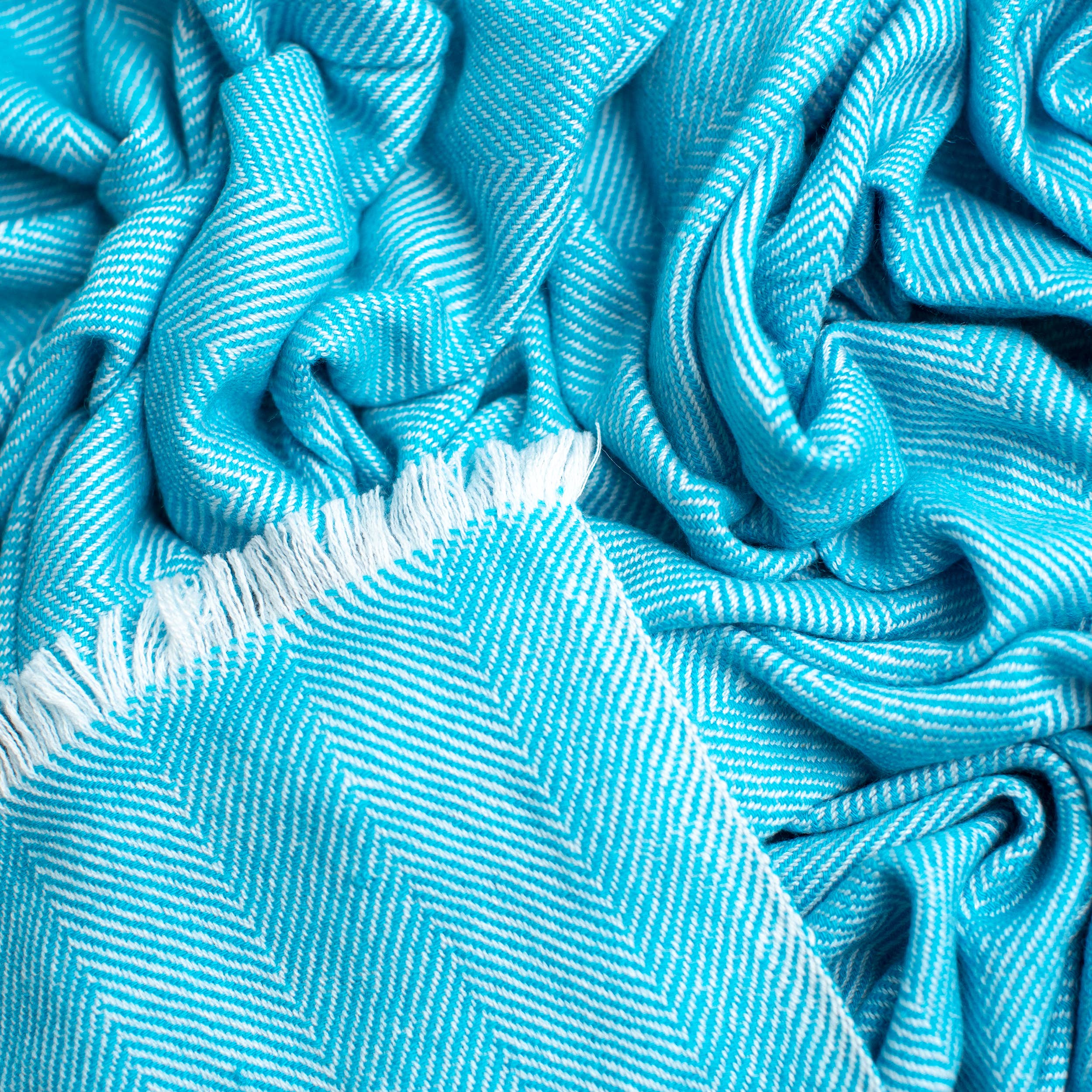 ART HIMALAYAN TRADING LTD – Manta para sofá por atacado – Manta de luxo em caxemira para viagem 142 x 229 cm4