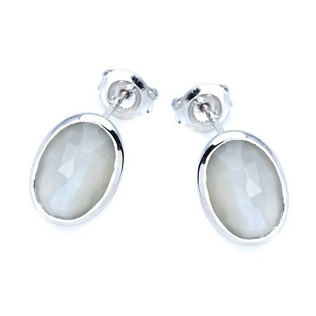 White moonstone earrings, sterling silver for wholesale by OPALOOK France