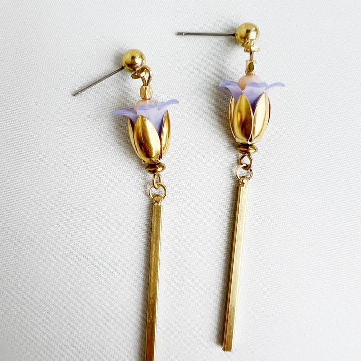 Bou Cou – wholesale Dangle earrings – Lilac Flower
