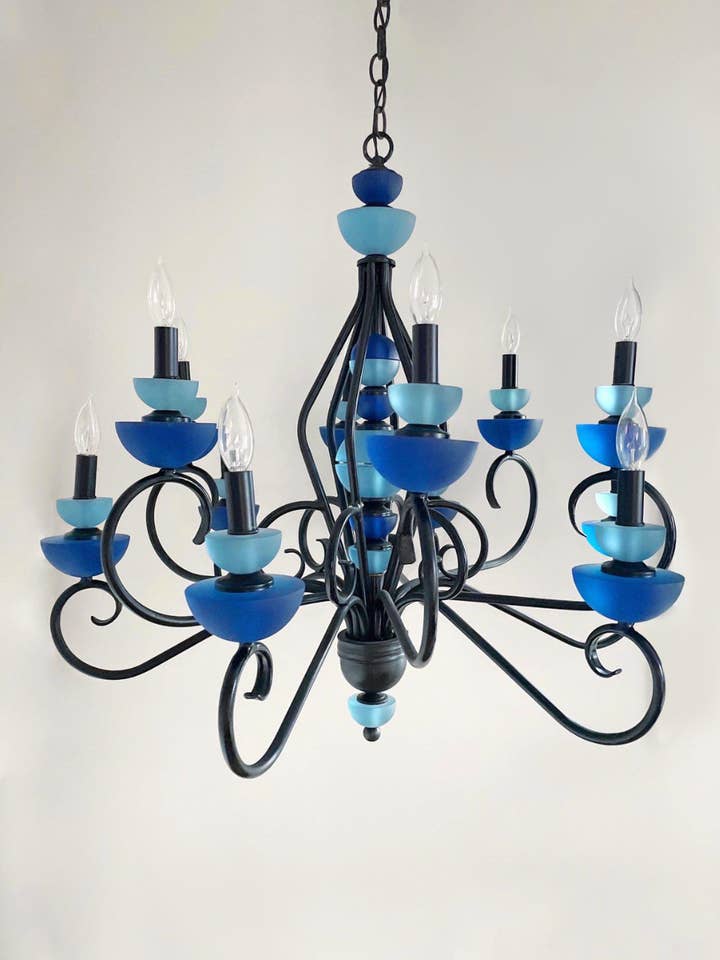 Hivo Van Teal Lucite Chandelier for wholesale by virga