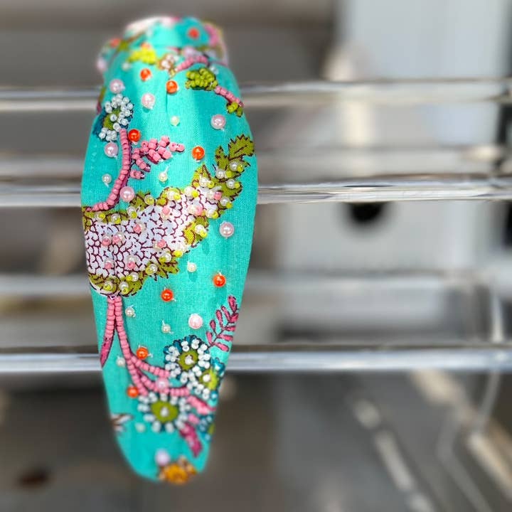OBX Prep - Venta al por mayor Cinta para el pelo - Mujer - Diadema Lilly Aqua con estampado floral floral y cuentas en forma de semillas4