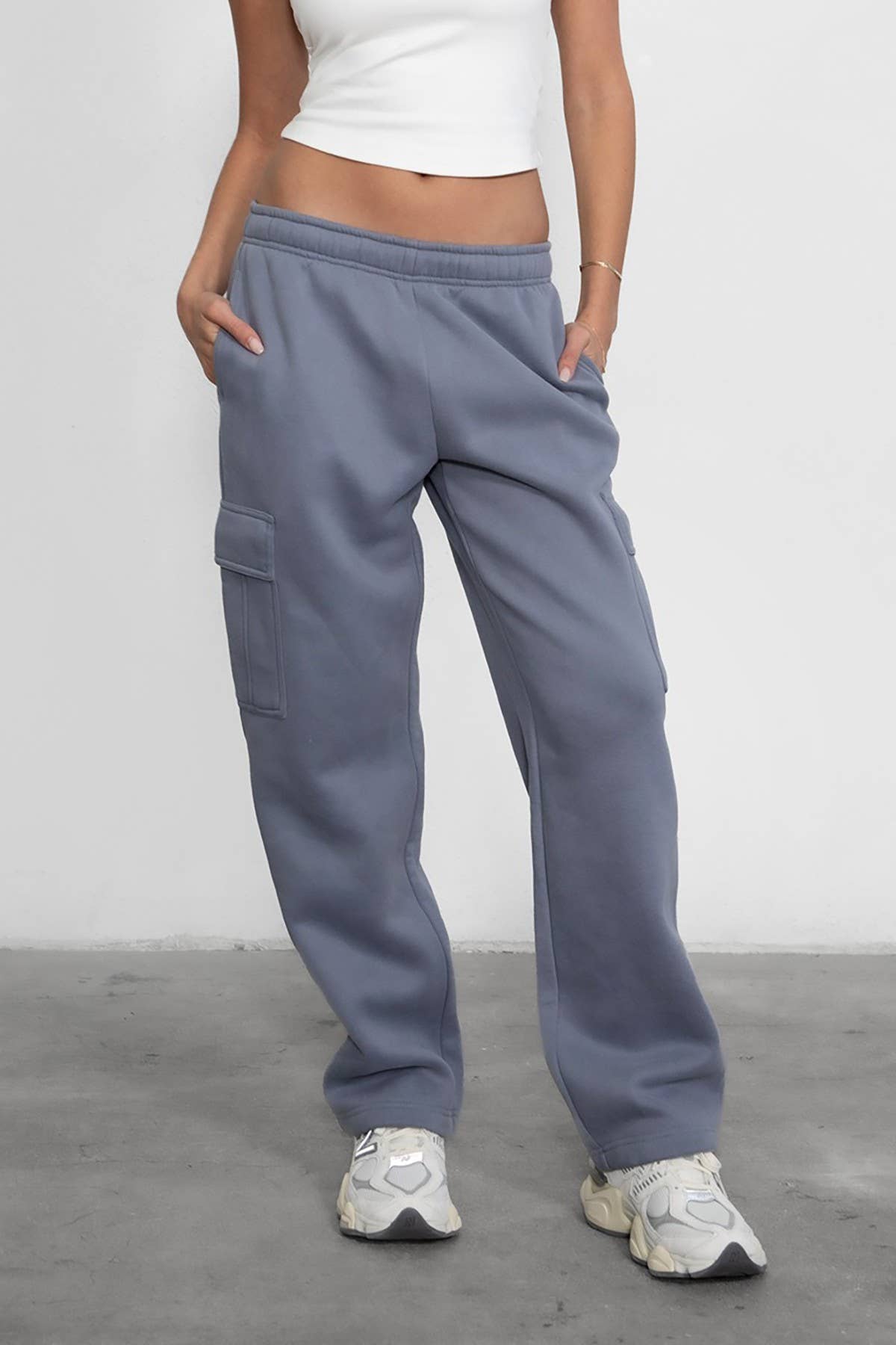 TICTOC - Venta al por mayor Pantalones - Mujer - Pantalones Cargo de Forro Polar Esencial HANA de Tiro Medio