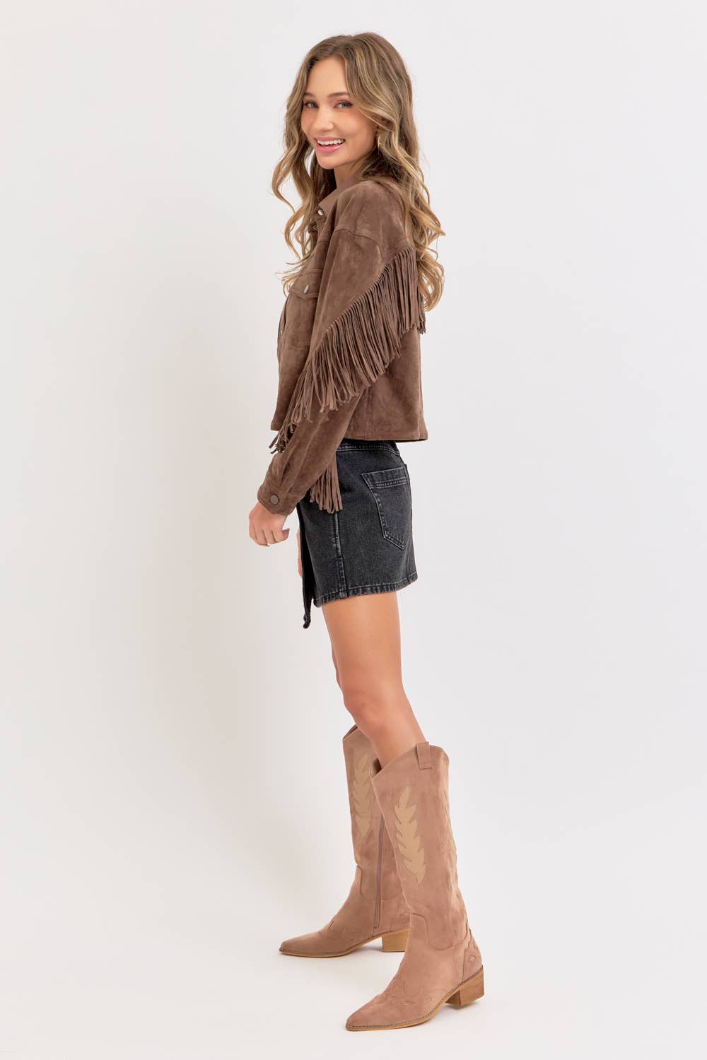 Sweet Lovely by Jen – Großhandel Hemdjacke/Shacket – Damen – Western-inspirierte Wildleder-Shacket17