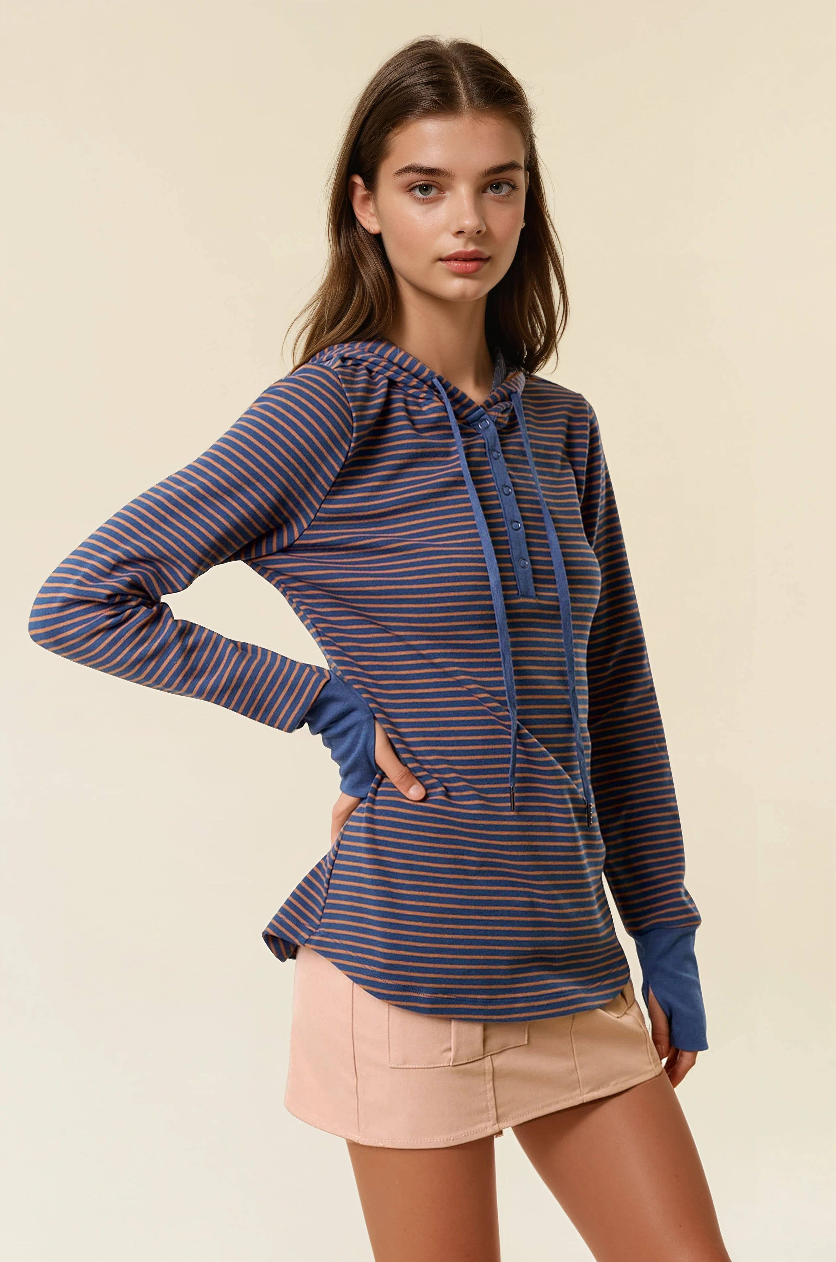 Doe and Rae – Engroshandel Hoodie – Kvinder – HENLEY RIBBET HÆTTE TOP - 43325T12