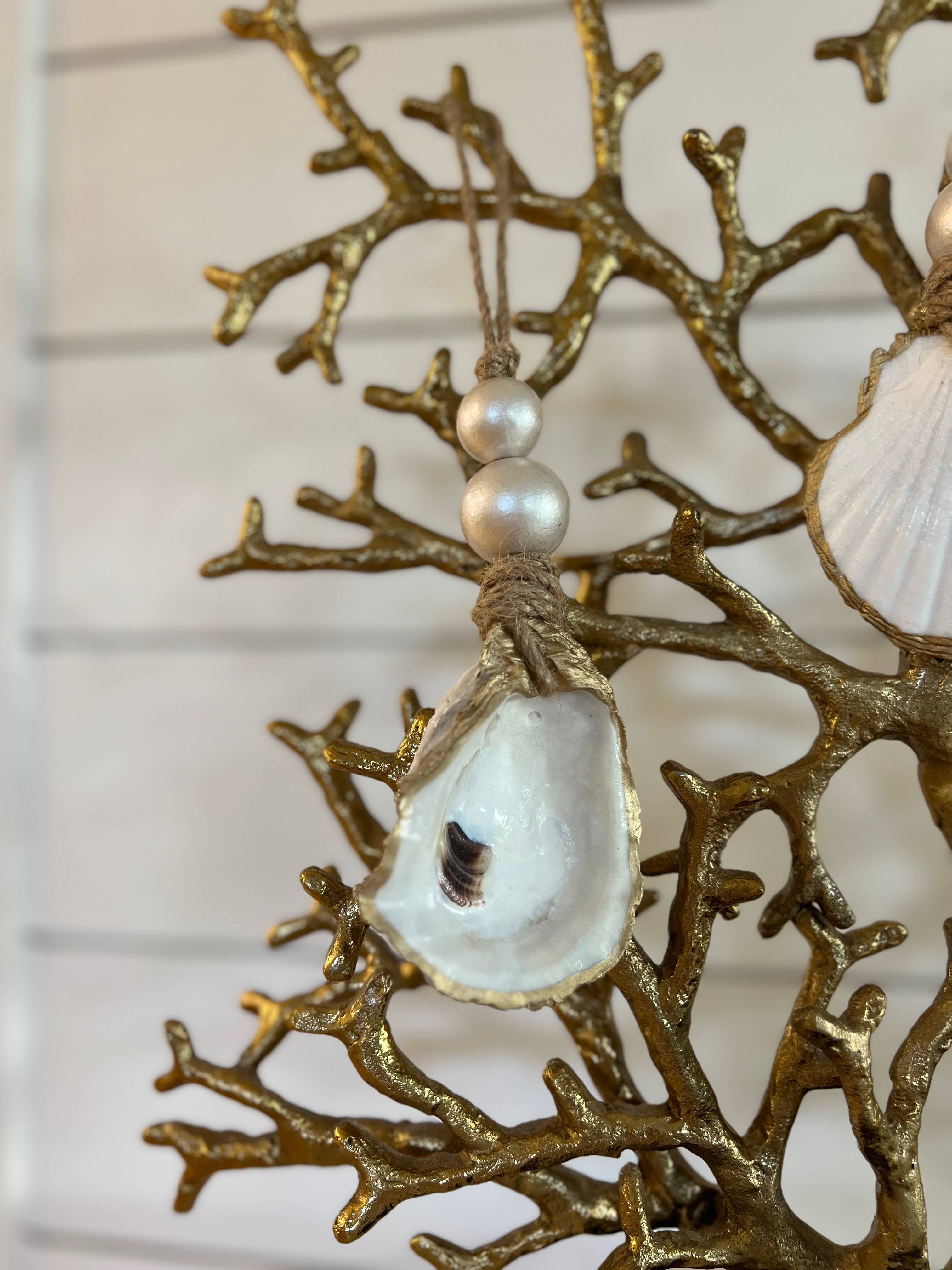 The Gilded Shell - Wholesale Ornament - Hint of Pearl Ornament - Single2