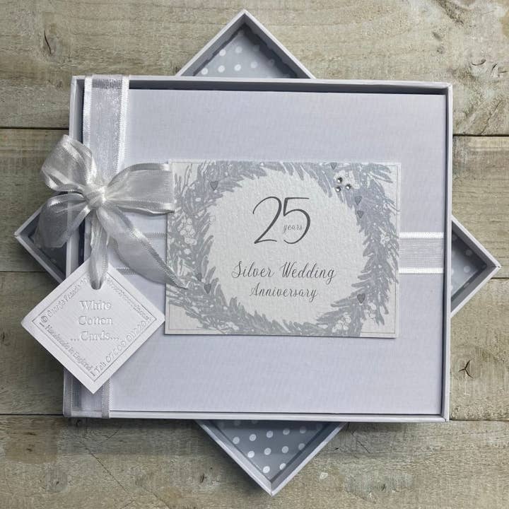 25-årsjubileumskrans - Gästbok (DG25-3) för wholesale av White Cotton Cards